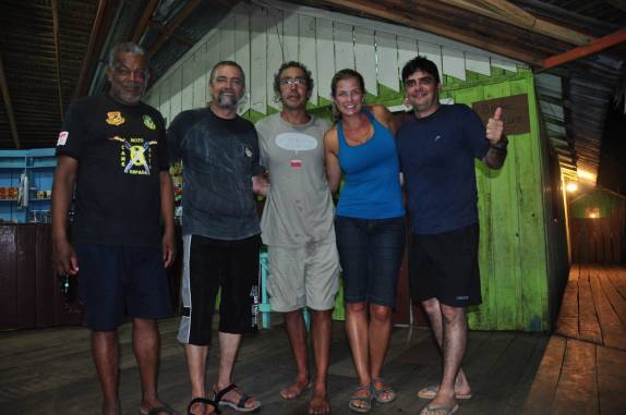 Encontro com os motociclistas Everardo, Manga, Augusto e Saré, no Igapó-Açu, na BR-319, rodovia que liga Manaus, no Amazonas, à Porto Velho, em Rondônia